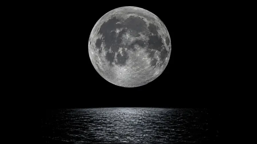 Full Moon desktop wallpaper 5